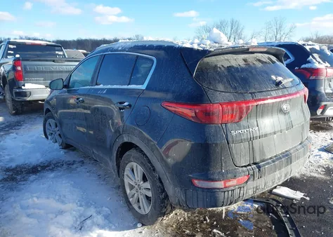 2017 Kia Sportage Lx z USA, uszkodzony, nr VIN KNDPMCAC4H7204123